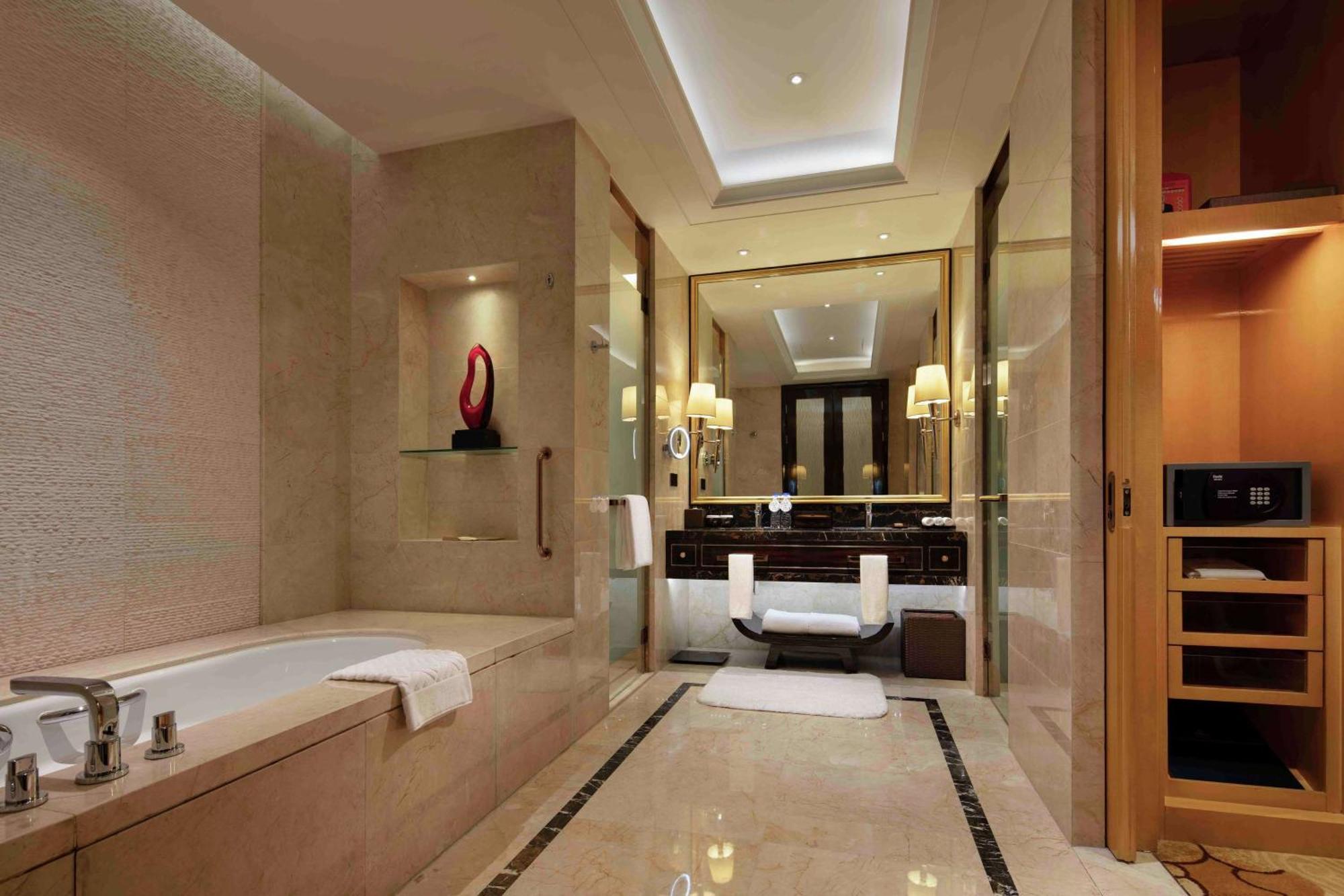 Hotel Hilton Zhengzhou Exterior foto