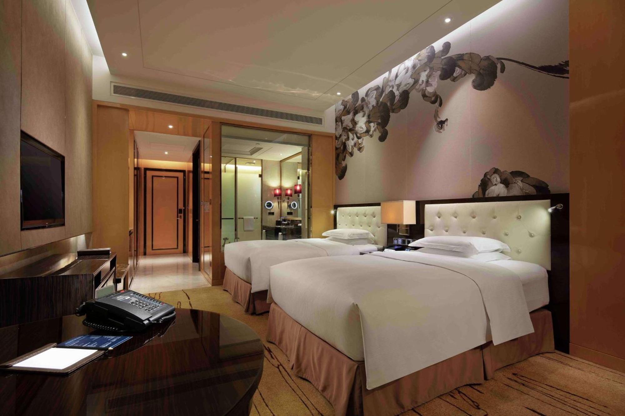 Hotel Hilton Zhengzhou Exterior foto