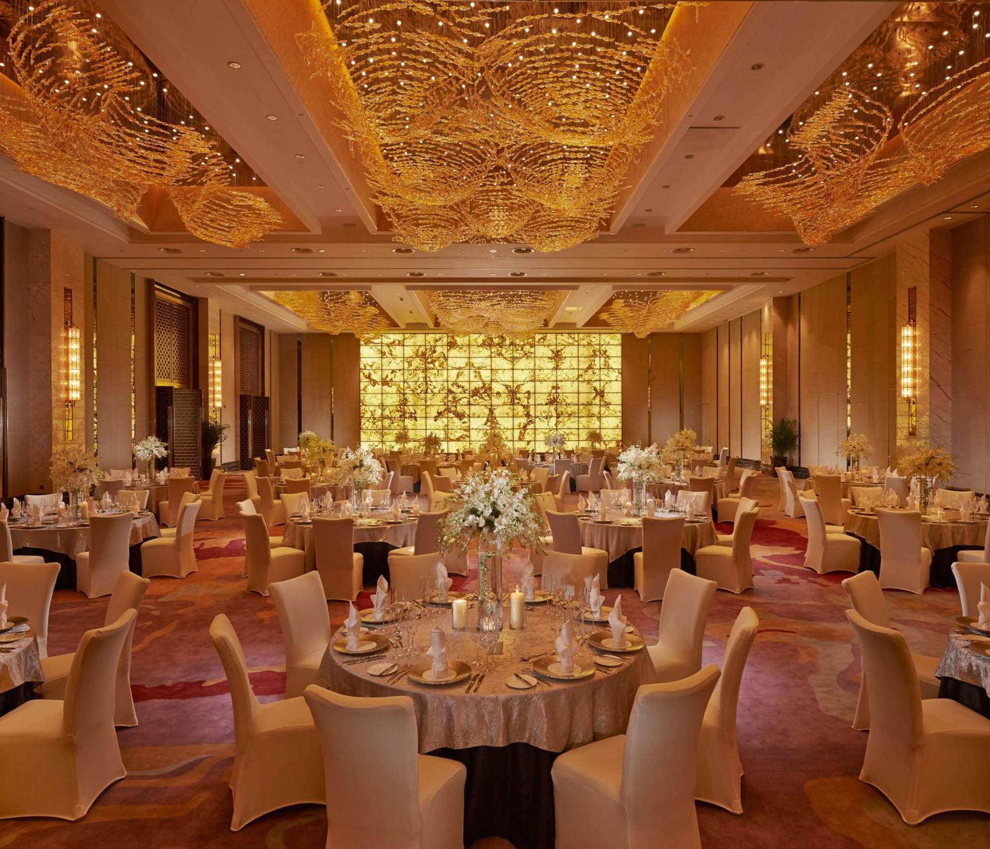 Hotel Hilton Zhengzhou Exterior foto