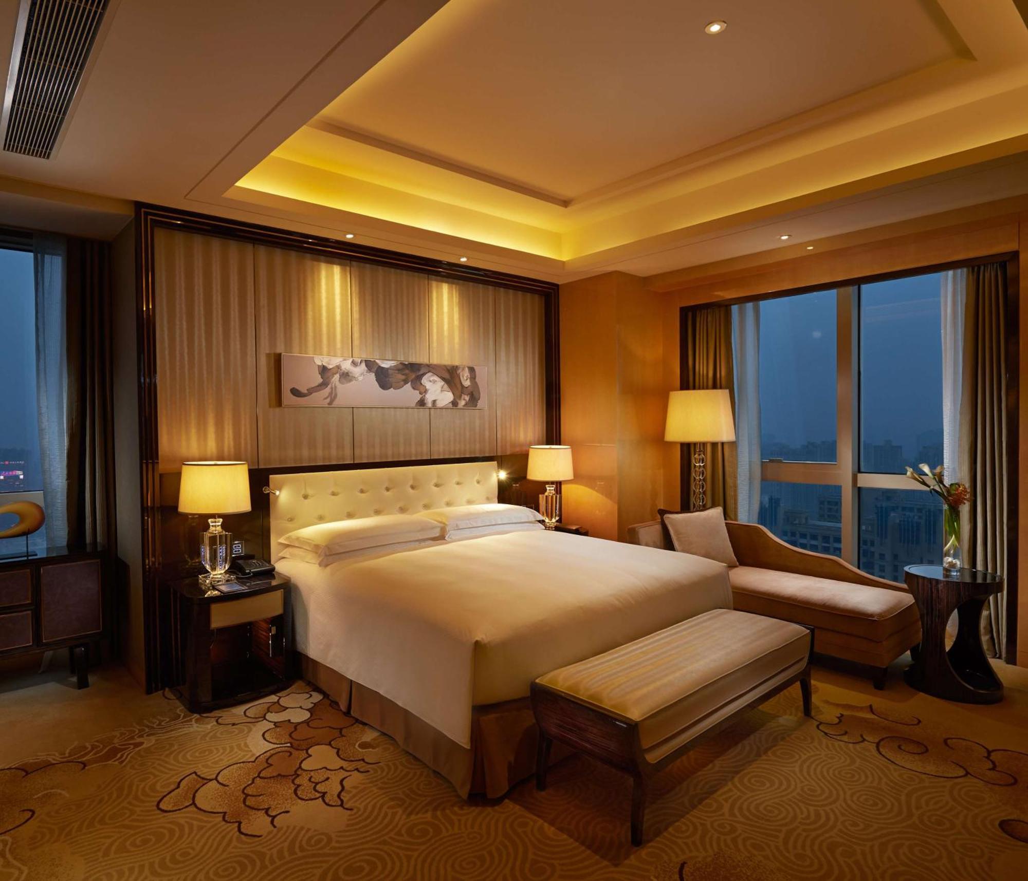 Hotel Hilton Zhengzhou Exterior foto