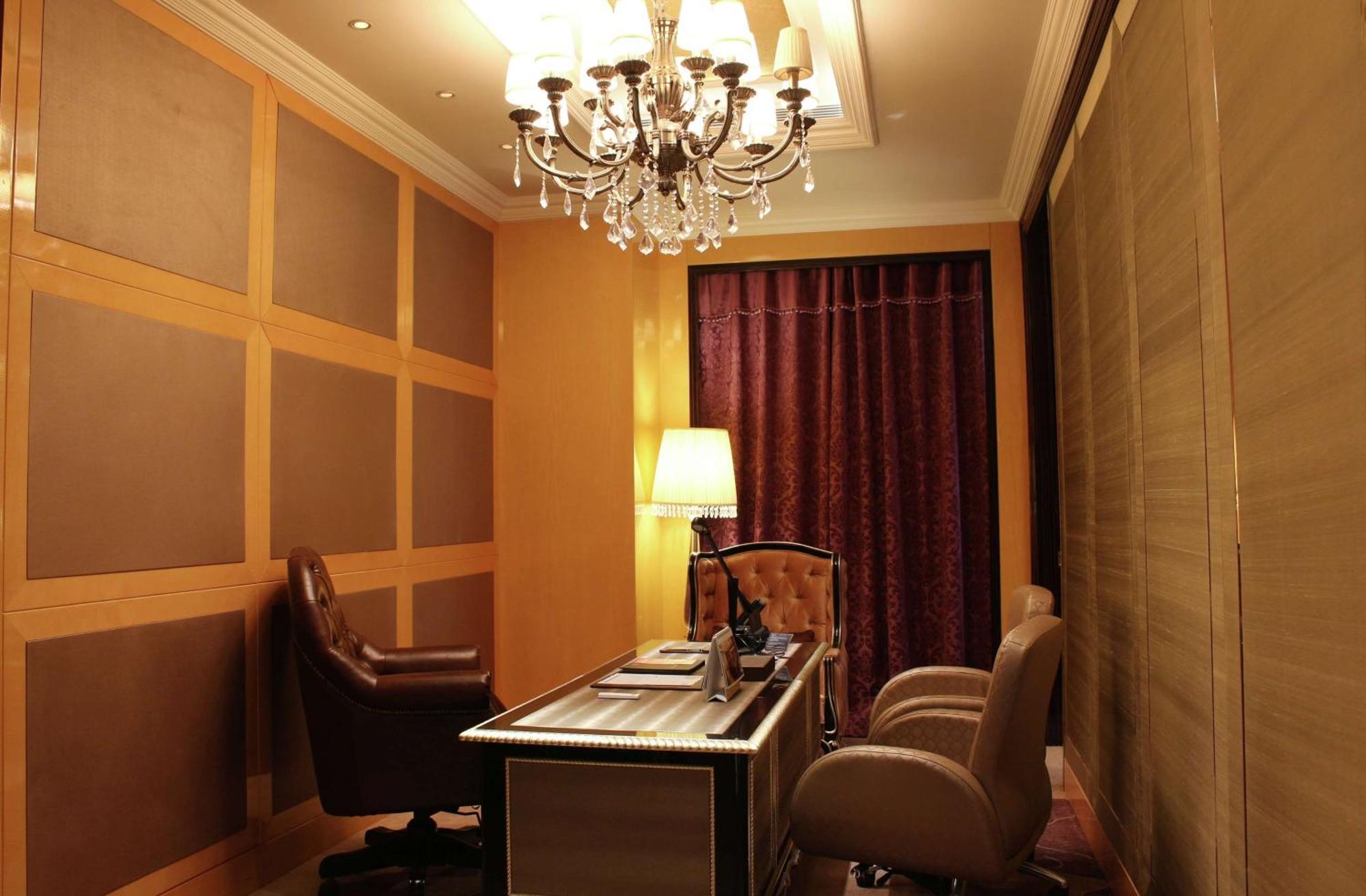 Hotel Hilton Zhengzhou Exterior foto