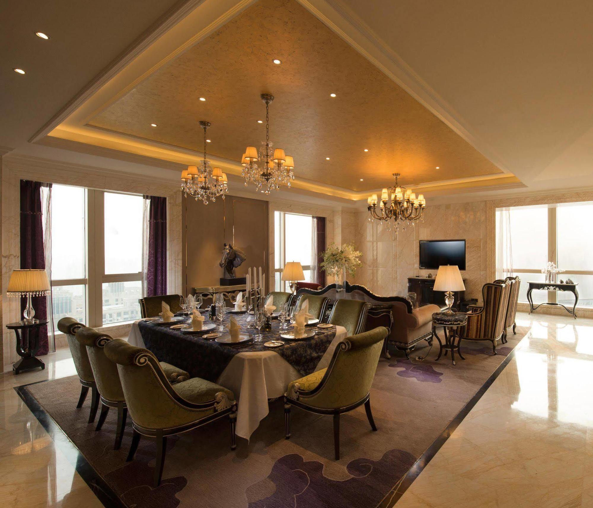 Hotel Hilton Zhengzhou Exterior foto